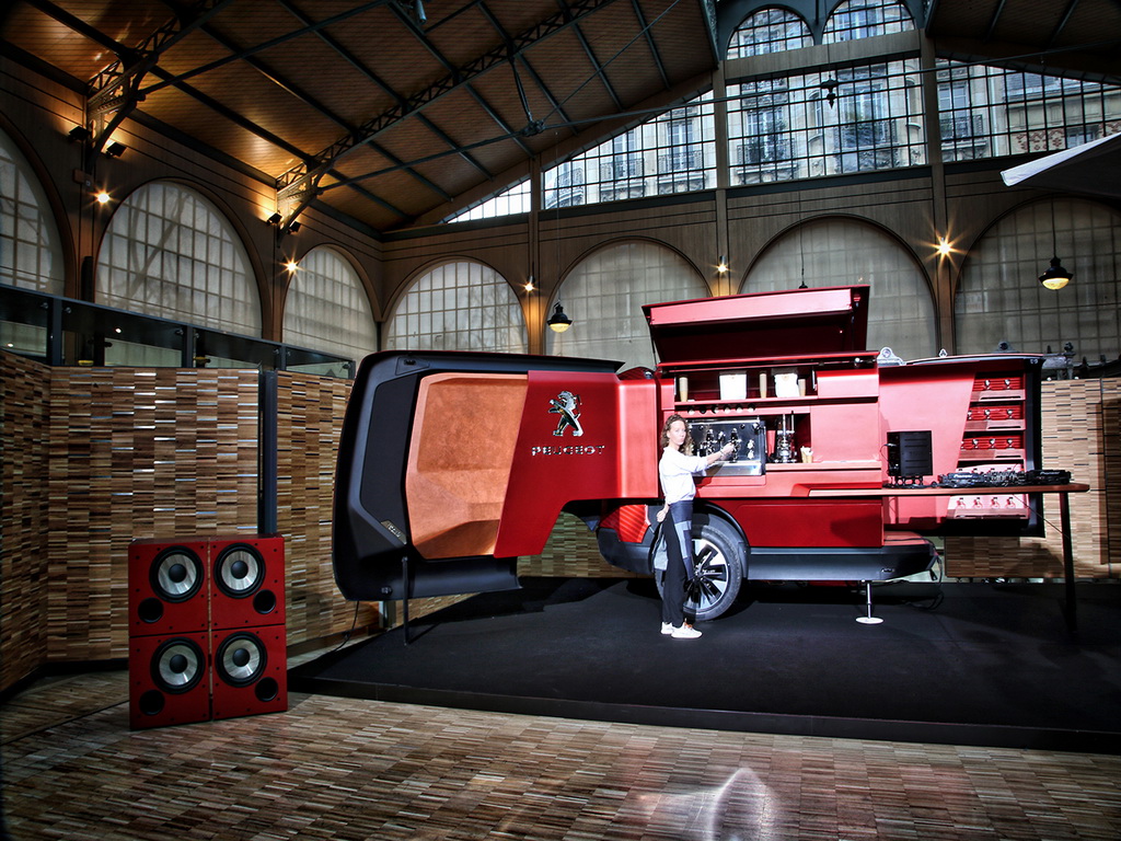 PEUGEOT Foodtruck, το λιοντάρι λανσάρει ένα Bistrot!