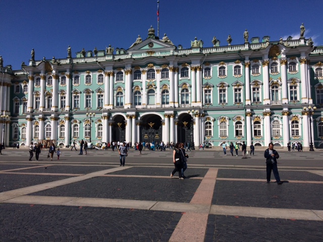 Την Αγία Πετρούπολη, επέλεξε η Εθνική Ασφαλιστική για να επιβραβεύσει τα στελέχη της Εθνικής Τράπεζας για την επίτευξη των στόχων Bancassurance