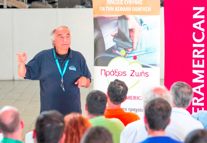 Στιγμιότυπo από το σεμινάριο με τον Ιαβέρη