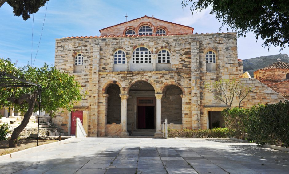 Δεκαπενταύγουστος: Η Χριστιανοσύνη γιορτάζει σε κάθε γωνιά της Ελλάδας - Τα έθιμα της ημέρας