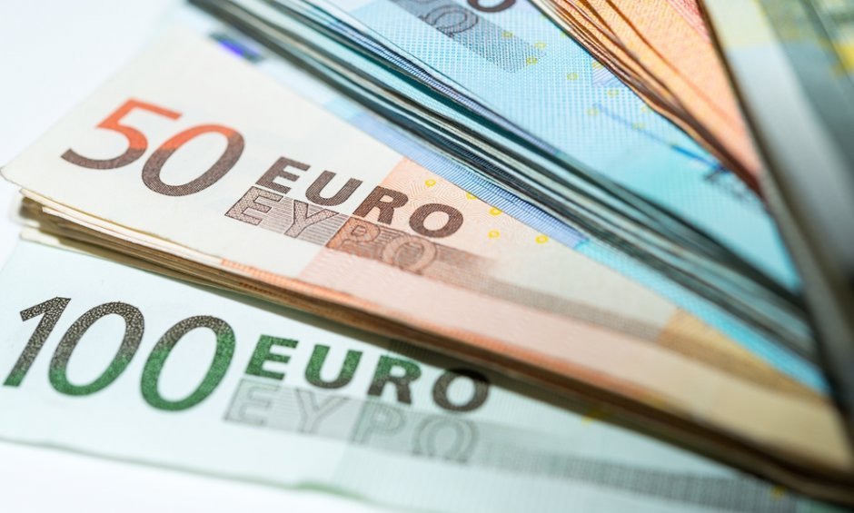 Προσχέδιο Κρατικού Προϋπολογισμού: Πρόβλεψη για πλεόνασμα 1 δισ. ευρώ στα Ταμεία το 2021