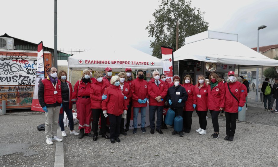 150 άστεγοι έλαβαν ανθρωπιστική βοήθεια από τα κλιμάκια του Ελληνικού Ερυθρού Σταυρού