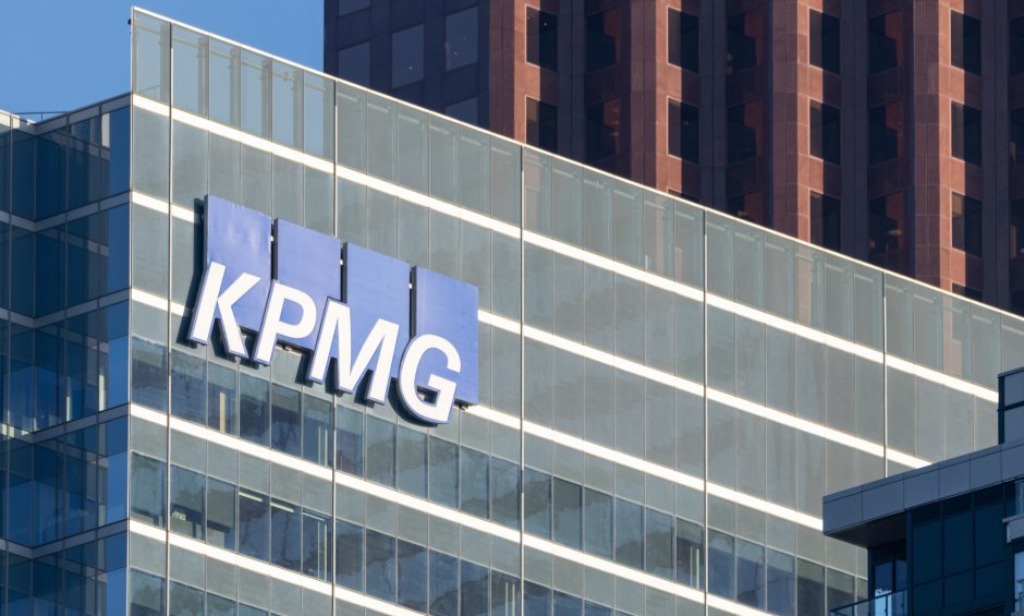 KPMG: Επικεφαλής των Ελεγκτικών Υπηρεσιών ο Βασίλης Καμινάρης