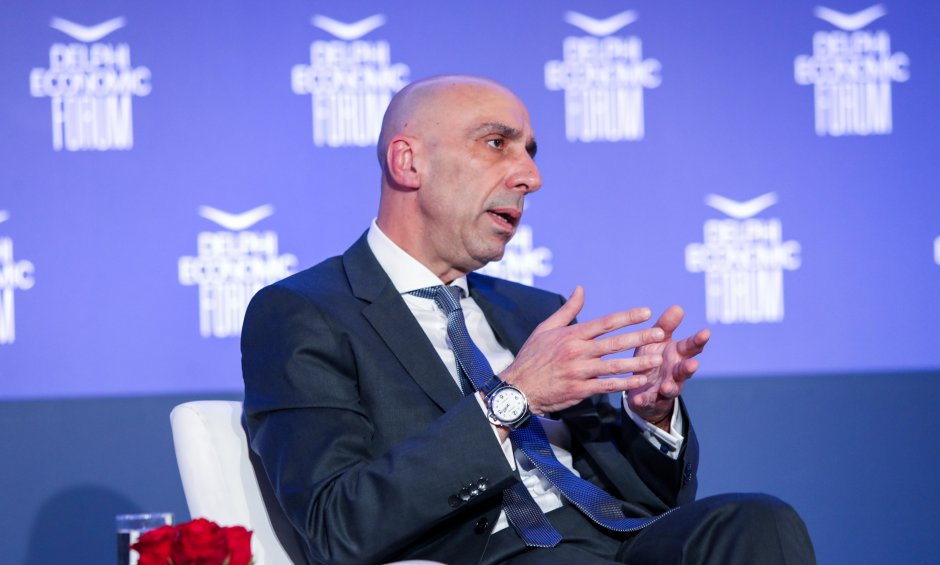 Ιωάννης Μπρατάκος (EBEA): «Αναγκαία η αύξηση του κατώτατου μισθού με ταυτόχρονη μείωση των εργοδοτικών εισφορών»