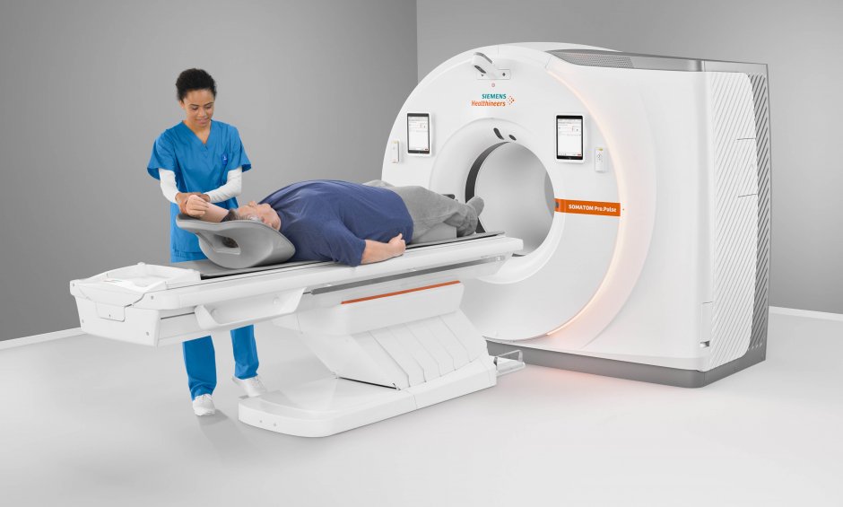 Siemens Healthineers: Επεκτείνει την πρόσβαση σε υψηλή τεχνολογία με Αξονική Τομογραφία διπλής λυχνίας!