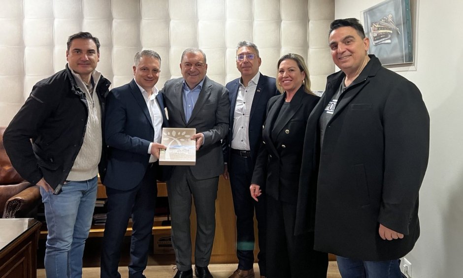 Με τον Πρόεδρο της ΠΕΔ-ΚΜ και Δήμαρχο Πυλαίας Χορτιάτη συναντήθηκε ο Πρόεδρος του ΕΕΘ Κυριάκος Μερελής και μέλη της Διοικητικής Επιτροπής