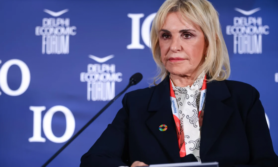 Ιουλία Τσέτη: Καμία ανησυχία για έλλειψη φαρμάκων - Η πίεση στις ΗΠΑ