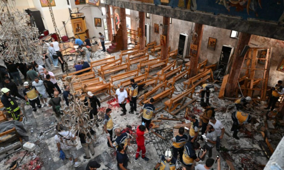 Τουλάχιστον 22 νεκροί από τρομοκρατική επίθεση σε ελληνορθόδοξη εκκλησία στη Συρία - Ευθύνες στον ISIS  από τις αρχές