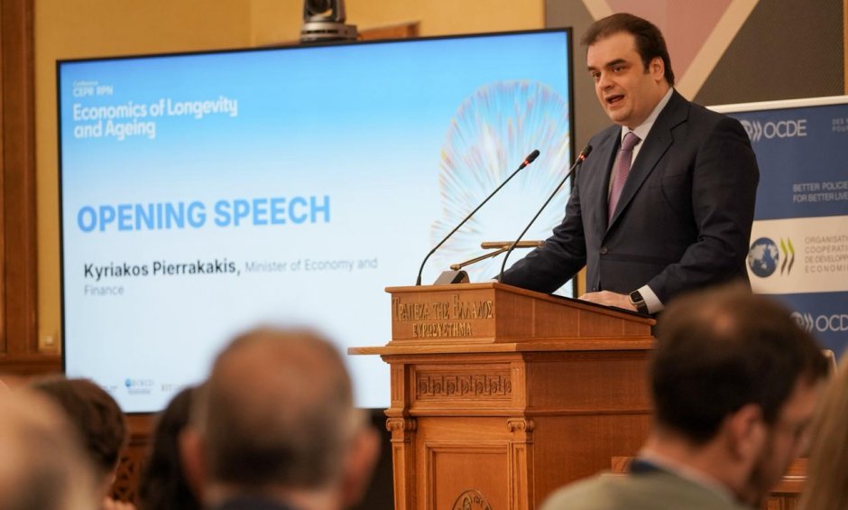 Κυριάκος Πιερρακάκης: Αναπτυξιακή ευκαιρία για την Ελλάδα η αξιοποίηση της «ασημένιας οικονομίας»