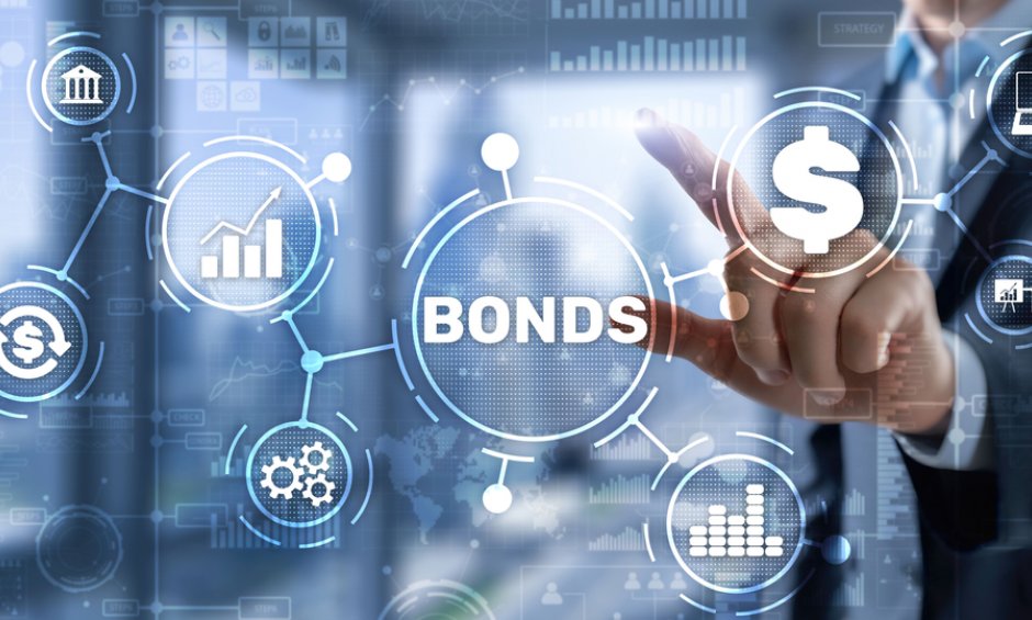 «Πονταρίσματα» 8 δισ. στα ελληνικά ομόλογα, «δώρα» 2 δισ. ευρώ από την Πειραιώς, ανάρπαστο το ομόλογο της ΓΕΚ ΤΕΡΝΑ, game changer το deal Intralot-Bally's και το μεγάλο «εγώ» ενός πολιτικού αρχηγού