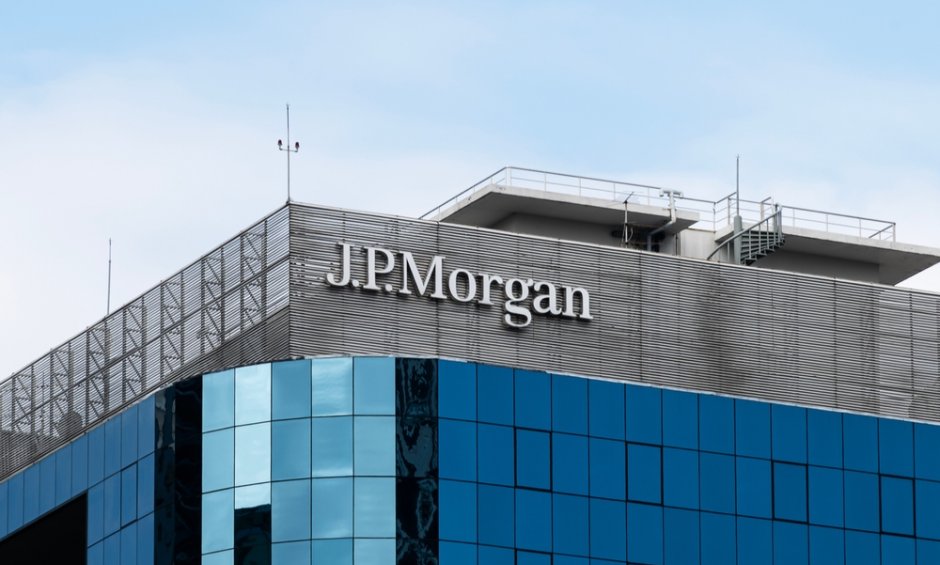 Σε νέα φάση η Viva μετά την απόσυρση αγωγής της JP Morgan στη WeRealize