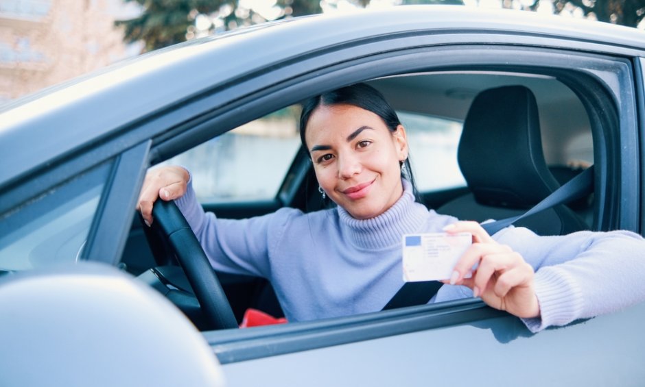 Εσύ ξέρεις τι ισχύει όταν λήξει το δίπλωμα οδήγησης; - Ο ρόλος της έγκυρης ενημέρωσης από τον ασφαλιστή