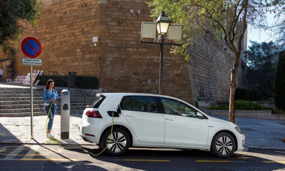 Η Volkswagen Επίσημος Χορηγός του Protergia 6ου Διεθνούς Νυχτερινού Ημιμαραθωνίου Θεσσαλονίκης