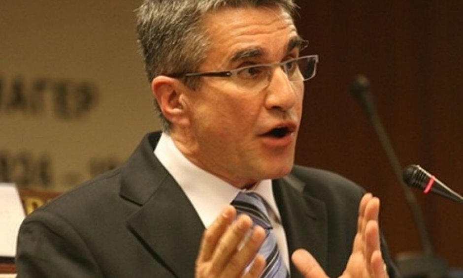 Αλλαγές στο παρά πέντε στο εργασιακό