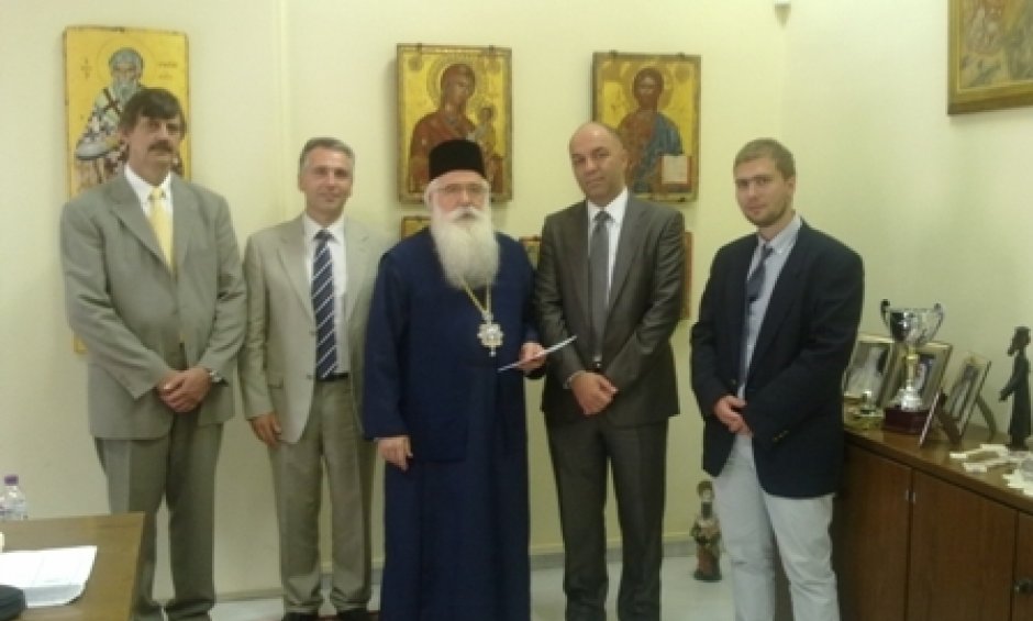 Η ΑΧΑ ασφαλίζει τους Ιερείς της Ιεράς Μητροπόλεως Δημητριάδος  