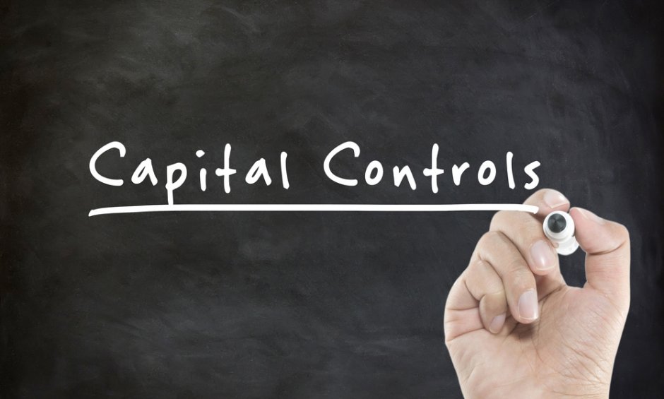 Capital controls: Νέα όρια στην μεταφορά κεφαλαίων προς το εξωτερικό