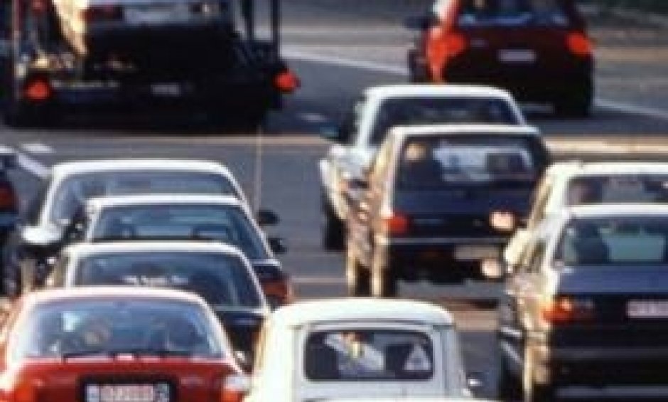 Νομοθετική πρωτοβουλία  για τα  ανασφάλιστα αυτοκίνητα  