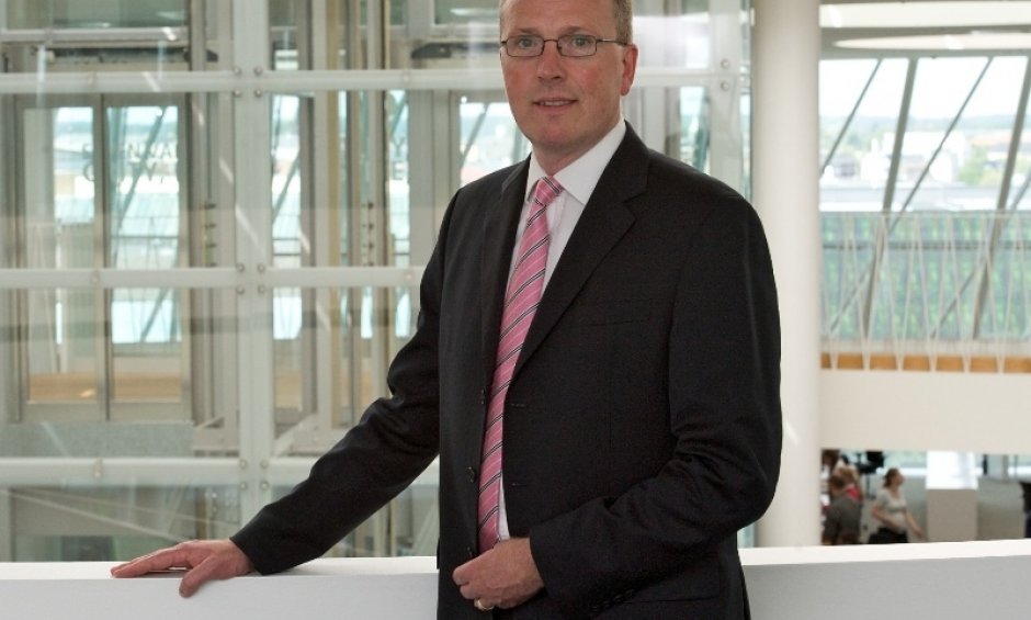 Το αργό πετρέλαιο και οι επιπτώσεις των κυρώσεων της ΕΕ