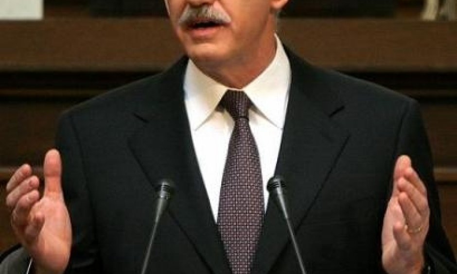 Η βία δεν μπορεί να δικαιολογηθεί