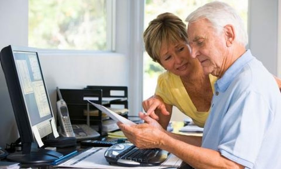 Νέες υπηρεσίες επικοινωνίας για τους συνταξιούχους
