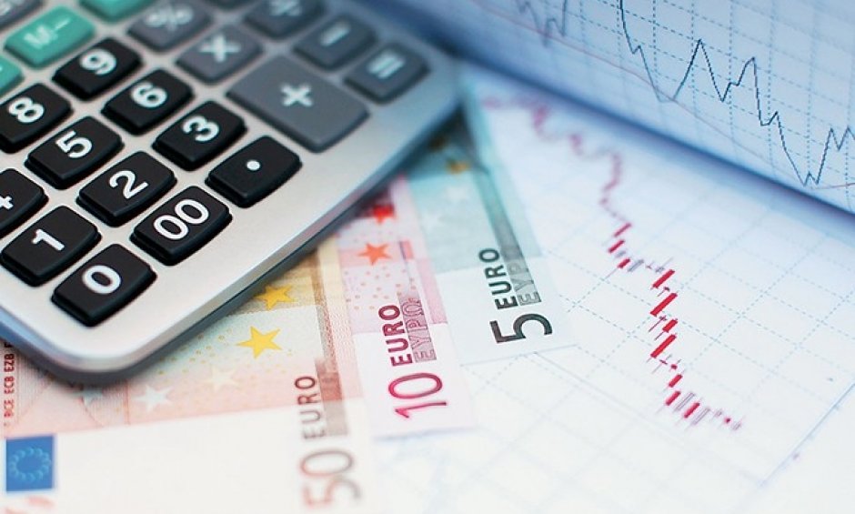 Eπτά στις  10 επιχειρήσεις έχουν προβλήματα λόγω capital controls!