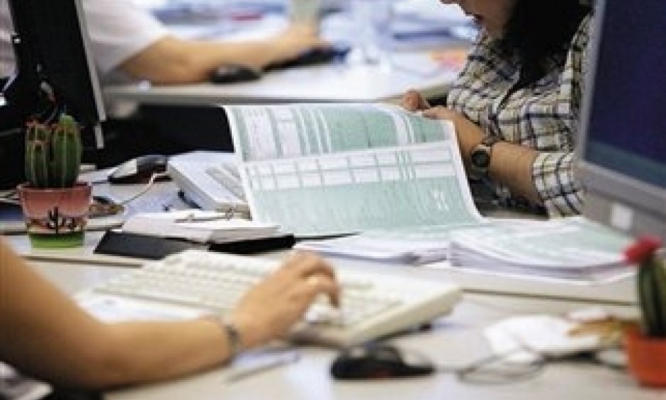 Φορολογικό νομοσχέδιο. Τι προβλέπει για ακίνητα, τεκμήρια,ΙΧ, αποδείξεις,μισθωτούς 