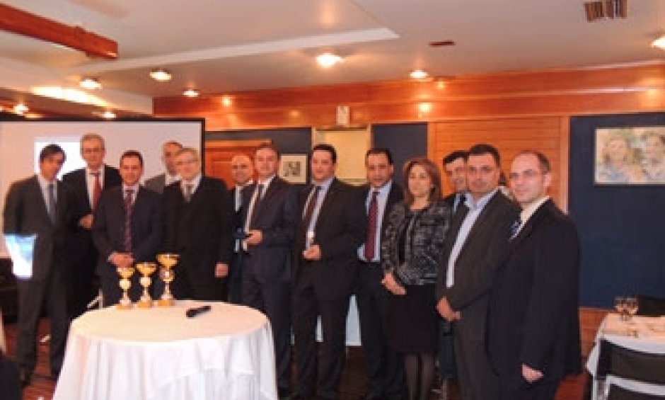 ΑΧΑ Ασφαλιστική: Κοπή πίτας και βραβεύσεις συνεργατών γραφείου Περικλή Φαραό