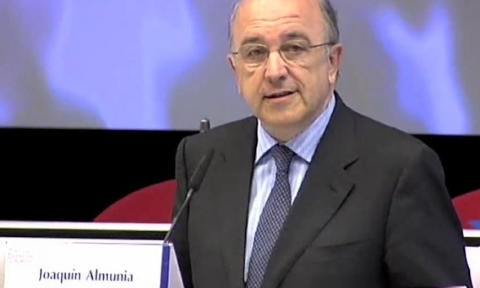 Xοακίν Αλμούνια: Η Ελλάδα δεν θα πτωχεύσει