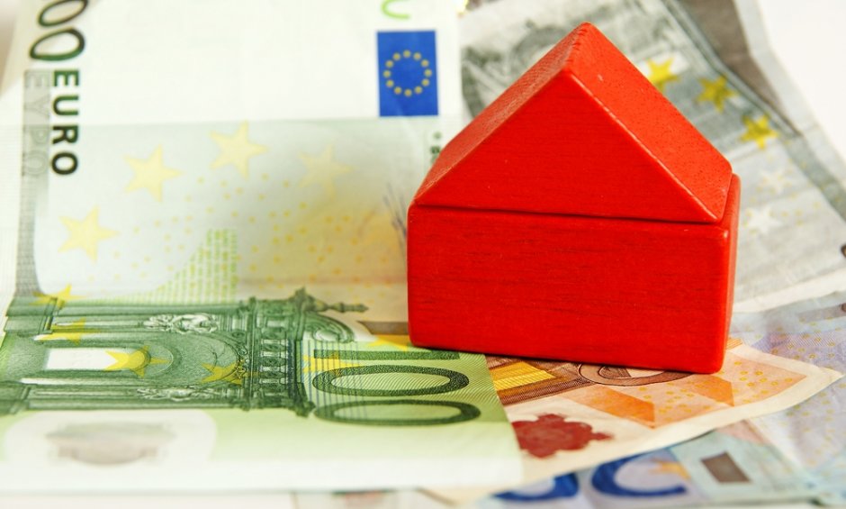 Διατάξεις για τα υπερχρεωμένα νοικοκυριά