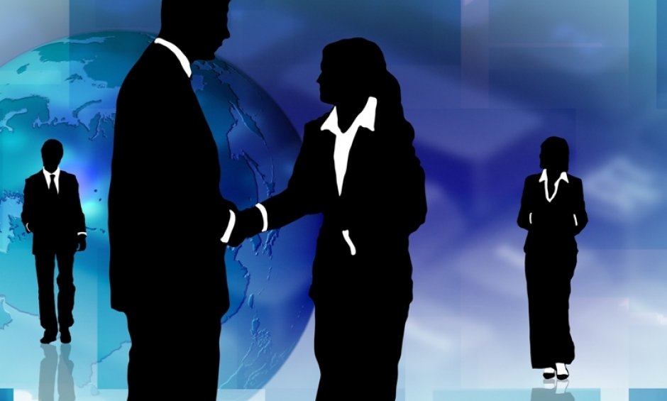 Στην AXA Private Equity μέρος της Groupe Outremer Telecom