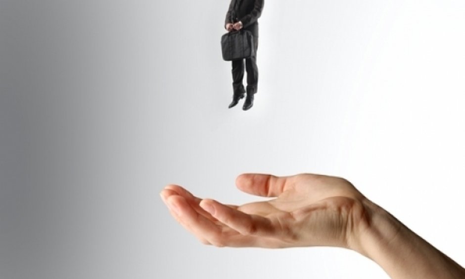 Αναβάθμιση εκτός ευρωζώνης από την AM BEST