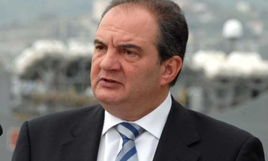 Δε ζημιώθηκε το δημόσιο από τις ανταλλαγές λέει ο Καραμανλής