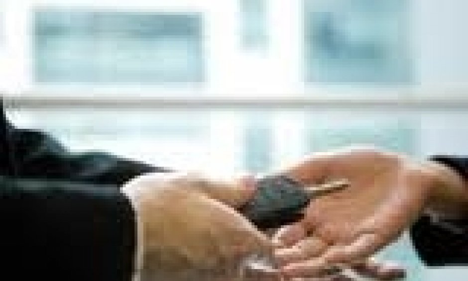 Μείωση στις πωλήσεις αυτοκινήτων