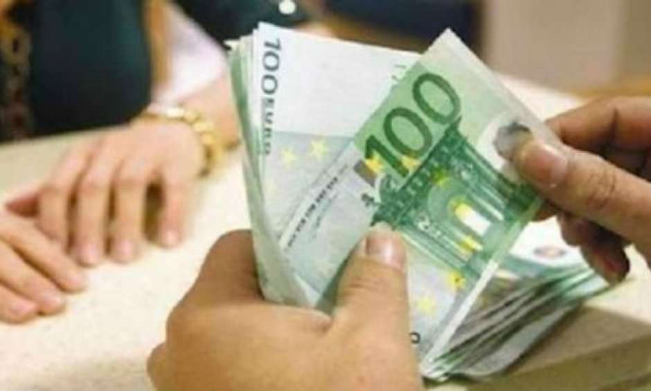EE: Εγγυημένες οι καταθέσεις έως  100.000 ευρώ