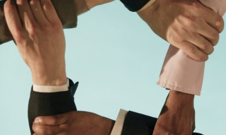 Σχέδιο 50 δις ευρώ για την προώθηση των ευρωπαϊκών δικτύων 