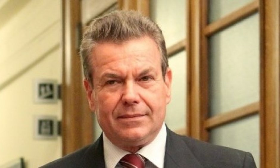 Νέα ρύθμιση οφειλών με 60 δόσεις μελετά το Υπουργείο Εργασίας.