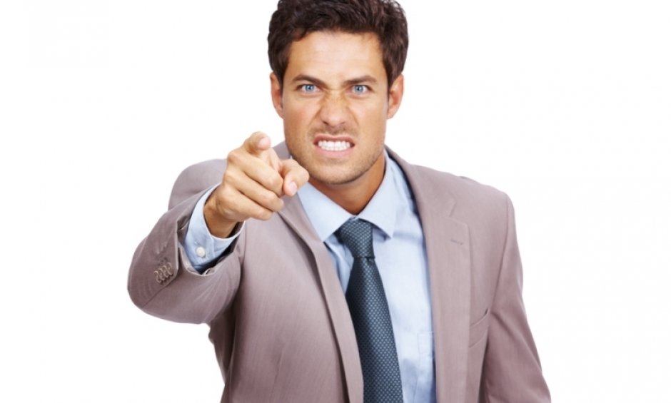 Διαμαρτυρία του ΕΕΑ για τα αποθεματικά