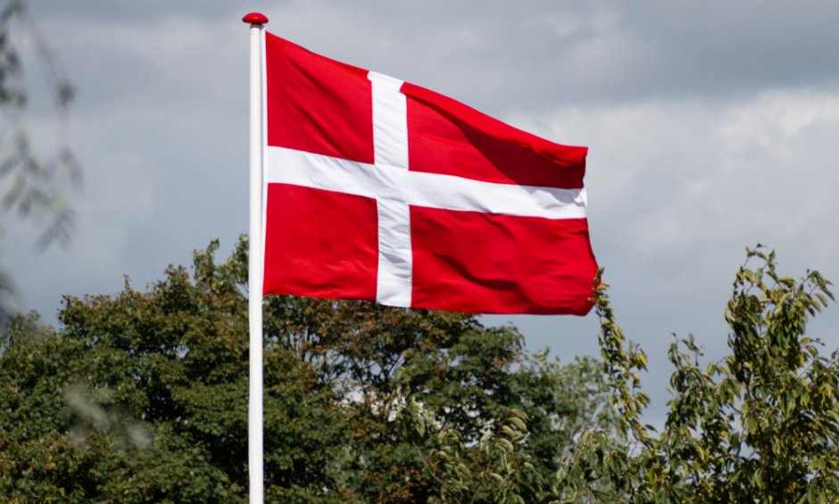 Υπασφαλισμενος: Κάναμε την Δανία «Ελλάδα του Βορρά» στις ασφαλιστικές!
