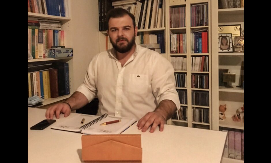 Αλέξανδρος Μόσχος, Γραμματέας Πόλης ΔΑΠ-ΝΔΦΚ Θεσσαλονίκης: Να εμβολιαστώ;