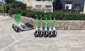 Η Lime εγκαινιάζει Ζώνες Υποχρεωτικής Στάθμευσης για πατίνια στο κέντρο της Αθήνας