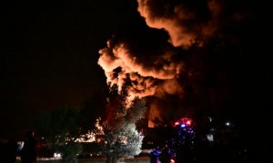 Πυρκαγιά σε χώρο εργοστασίου πλαστικών στα Μέγαρα