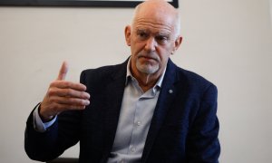 Η «βόμβα» των 645 δισ. και η…σιωπή του Γ. Παπανδρέου, ο γερμανικός φόβος και το γαλλικό «όχι», το χαμηλό 17 ετών της ανεργίας, το ιστορικό δημιουργίας θέσεων εργασίας και η πρώτη δημοσκόπηση με τον ΟΠΕΚΕΠΕ