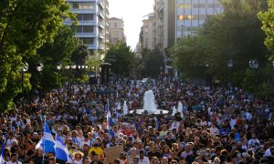 Σε απεργιακό κλοιό η χώρα την Τετάρτη: Πώς θα κινηθούν τα μέσα μεταφοράς - Δεμένα πλοία, «χειρόφρενο» στα ταξί