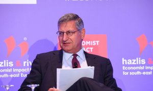 Π. Μυλωνάς στον Economist: Χρειάζεται πιο ευέλικτη προσέγγιση στην πράσινη μετάβαση