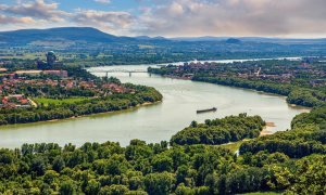 Πολιτικές τάσεις, εντάσεις και ανατροπές στις χώρες του Δούναβη