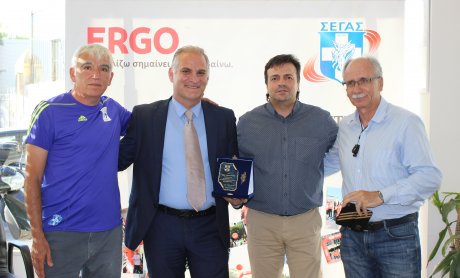ERGO: Τελετή παράδοσης εισιτηρίου προς τη νικήτρια ομάδα Run Greece της Περιφέρειας Κρήτης