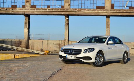 Mercedes E220d 9G-Tronic: Για ασφαλιστές που θέλουν να ξεχωρίζουν!