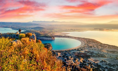 Περί Costa Navarino συνέχεια...