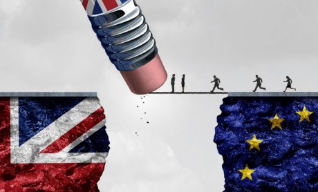 Πώς σχολιάζει η Ένωση Βρετανών Ασφαλιστών τη συμφωνία για το Brexit
