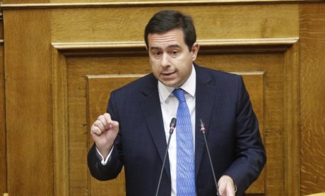 Μηταράκης: Το 2020 θα βελτιωθεί το διαθέσιμο εισόδημα για μισθωτούς, ελεύθερους επαγγελματίες και συνταξιούχους